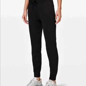 Ready to Fleece Joggers Size 6